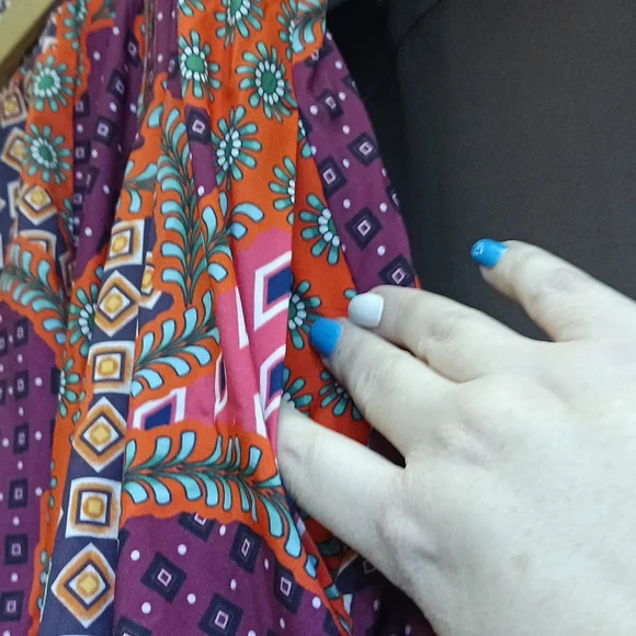 Woman's skirt - Picture 4 of 9